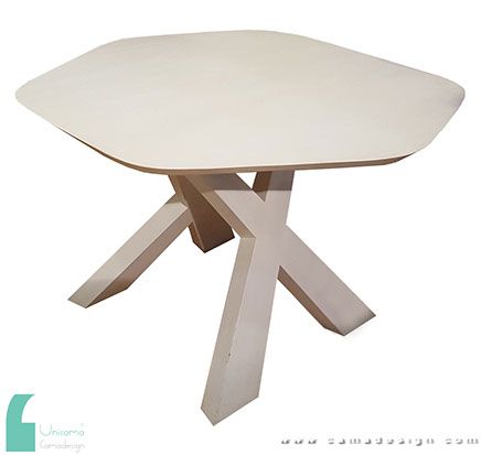Koozh Dinig Table
