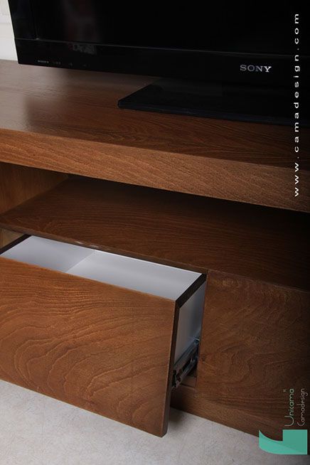 Mana TV Table