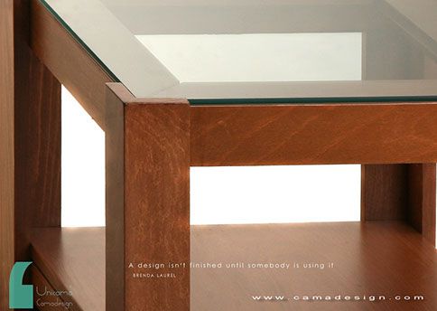 Rira Side Table